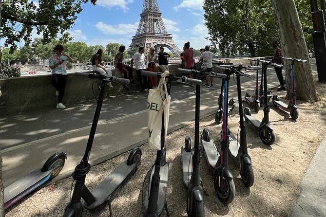 Paris City Tour by E-Scooter with Fun Guide (Small groups) - Champs-Elysées and Arc de Triomphe: grand views, quick momentum