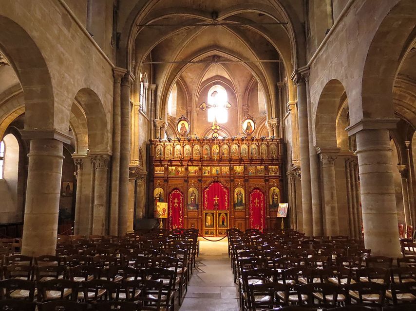 Paris: Classical Music Concert in Saint-Julien-le-Pauvre - What 65 minutes feels like in practice