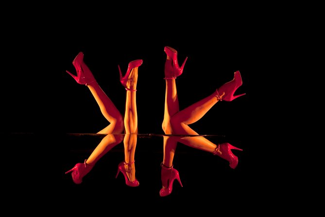 Paris Crazy Horse Cabaret Show - Dress code, age rules, and how to handle the adult content