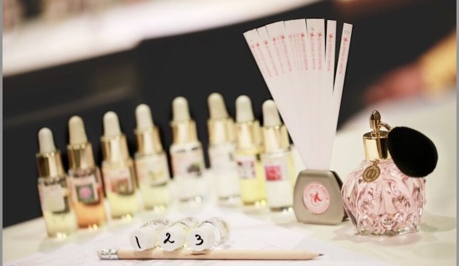 Paris: Create your Signature Scent Perfume Workshop - Entering a Paris Perfume Lab, Without the Pretend