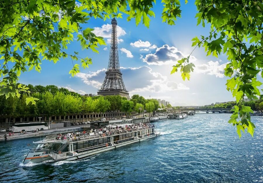 Paris: Day or Sunset Cruise with Drink, Ice Cream or Dessert - Key highlights at a glance