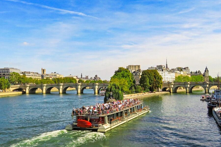 Paris: Day or Sunset Cruise with Drink, Ice Cream or Dessert - Eiffel Tower timing: daylight, sunset, or after dark