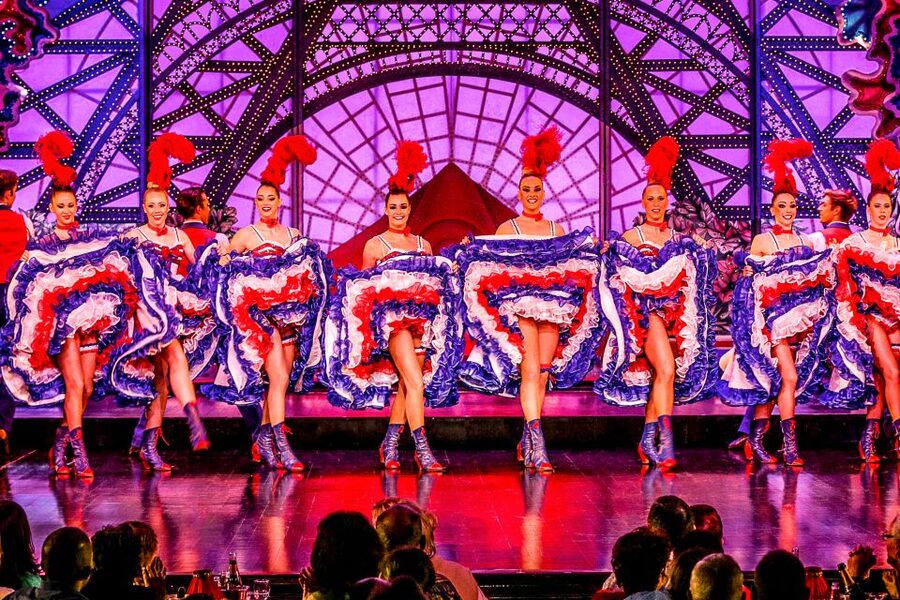 Paris: Dinner Show at the Moulin Rouge - Who this experience suits best, and who should reconsider