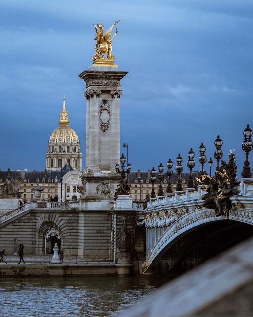 Paris: Discover Paris 2CV - Price and logistics: is $135 per group a good deal?