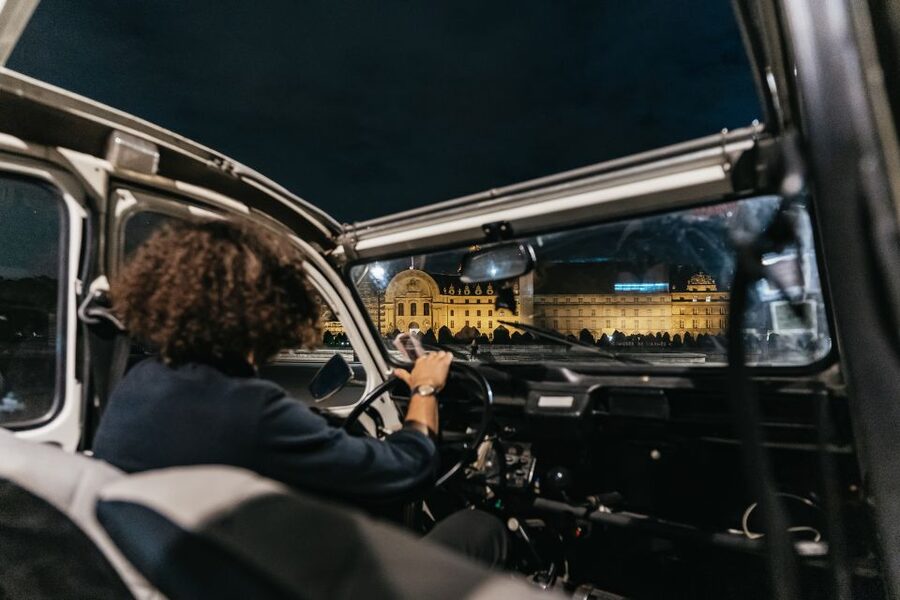 Paris: Discover Paris by Night in a Vintage Car with a Local - Route and pacing: how a 1 to 2 hour tour works in real life