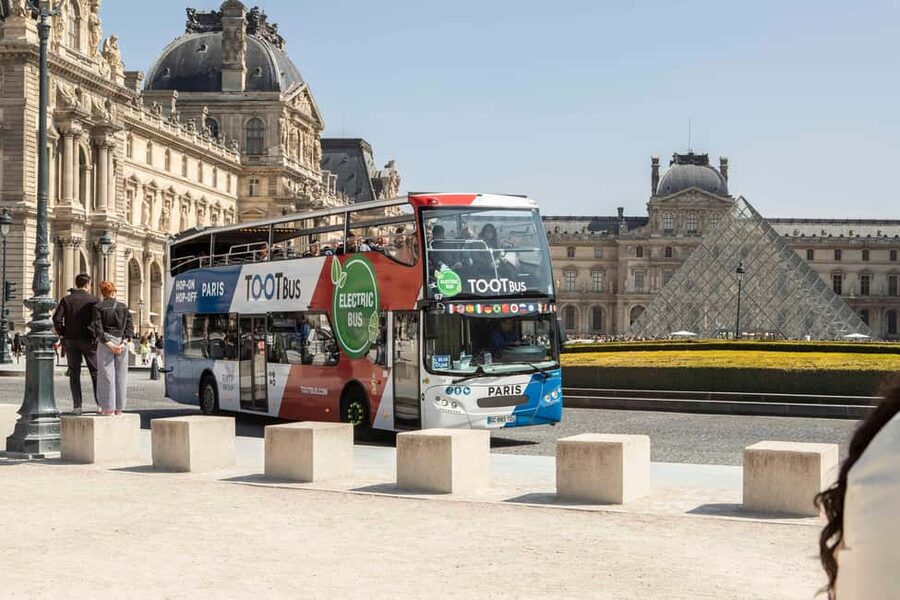 Paris: Discovery Hop-On Hop-Off and Paris by Night Tour - Quick hits before you ride