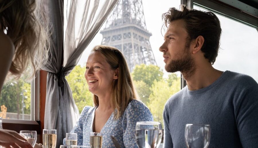 Paris: Early Evening Dinner Cruise on the River Seine - Timing Tips: Catch the Light Without Losing Your Whole Night