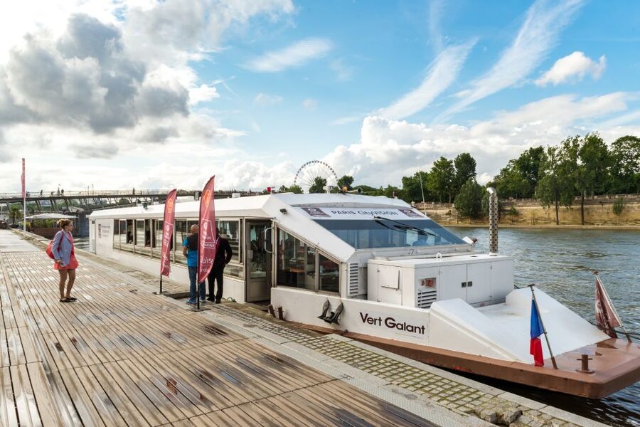 Paris: Early Evening Dinner Cruise on the River Seine - Who This Cruise Is Best For (and Who Should Skip It)