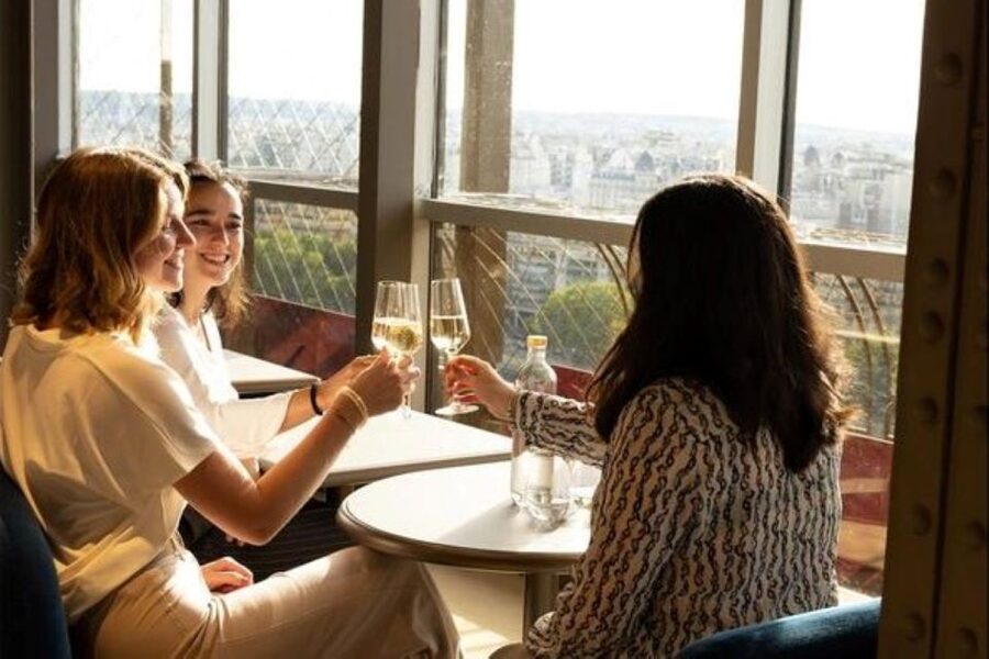 Paris: Eiffel Lunch, 2nd Floor or Summit Ticket & Cruise - How the host gets you through security to the second floor