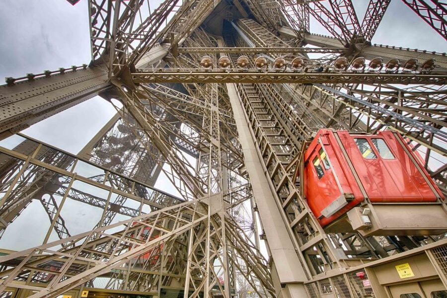 Paris: Eiffel Tower Access by Elevator & Seine River Cruise - Seine River cruise after the tower, with Les Bateaux Parisiens