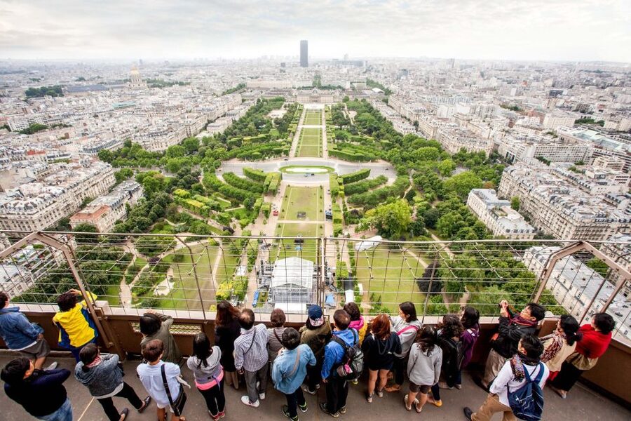Paris: Eiffel Tower Access by Elevator & Seine River Cruise - Who this tour is best for