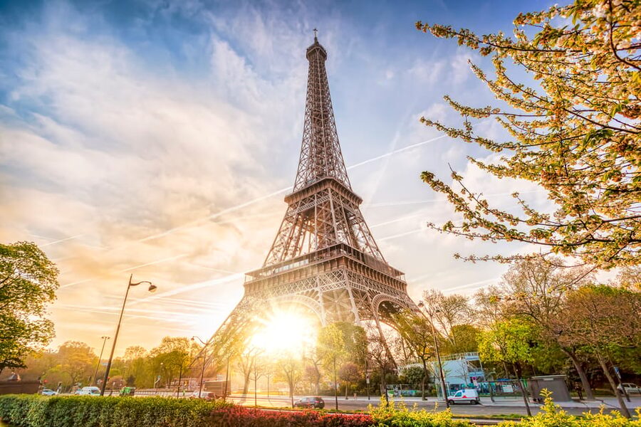 Paris: Eiffel Tower, Dinner Cruise and Moulin Rouge Show - Transfers, Seating, and the “You’re Moving All Night” Factor