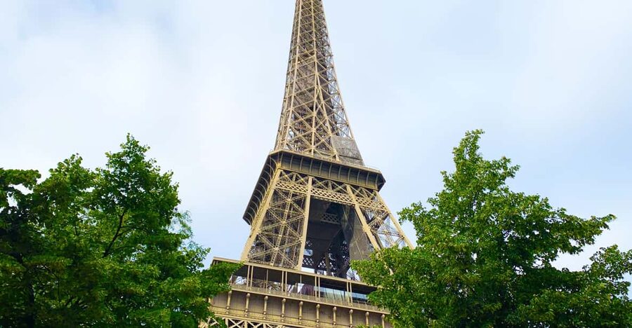 Paris: Eiffel Tower Elevator 2nd Level and Summit Access - Reserved Eiffel Tower access: what you really save