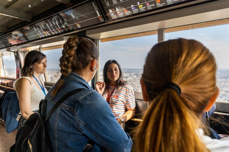 Paris: Eiffel Tower Guided Tour and Seine River Cruise - Cruise Crowds and Boarding Lines: What to Watch For
