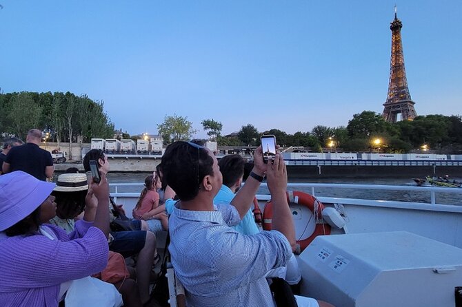 Paris Eiffel Tower, Notre Dame, Louvre and Montmartre Guided Tour - Price and logistics: where your money goes (and where it doesn’t)