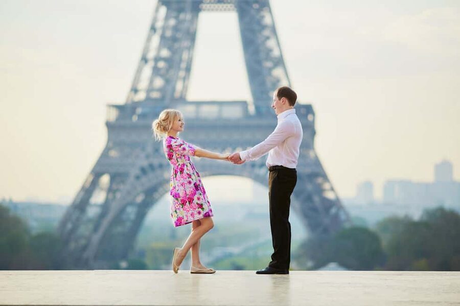 Paris: Eiffel Tower Photoshoot - Price and Value: What You Are Actually Paying For