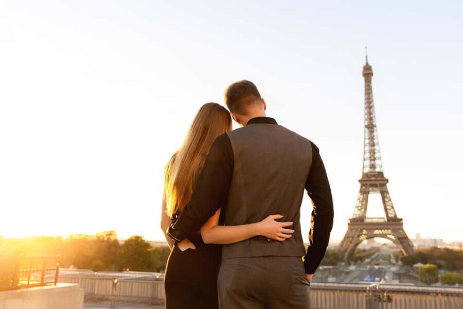 Paris: Eiffel Tower Photoshoot - Should You Book This Eiffel Tower Photoshoot? My Take