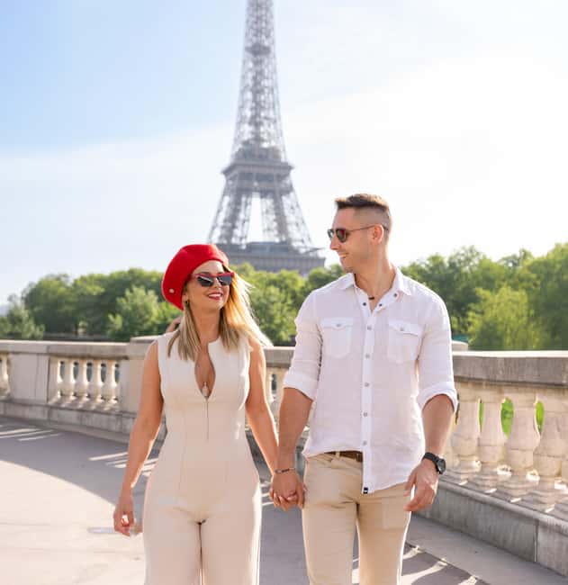 Paris: Eiffel Tower Premium Photoshoot - Pont de Bir Hakeim to the 1st arrondissement: how the session actually plays out