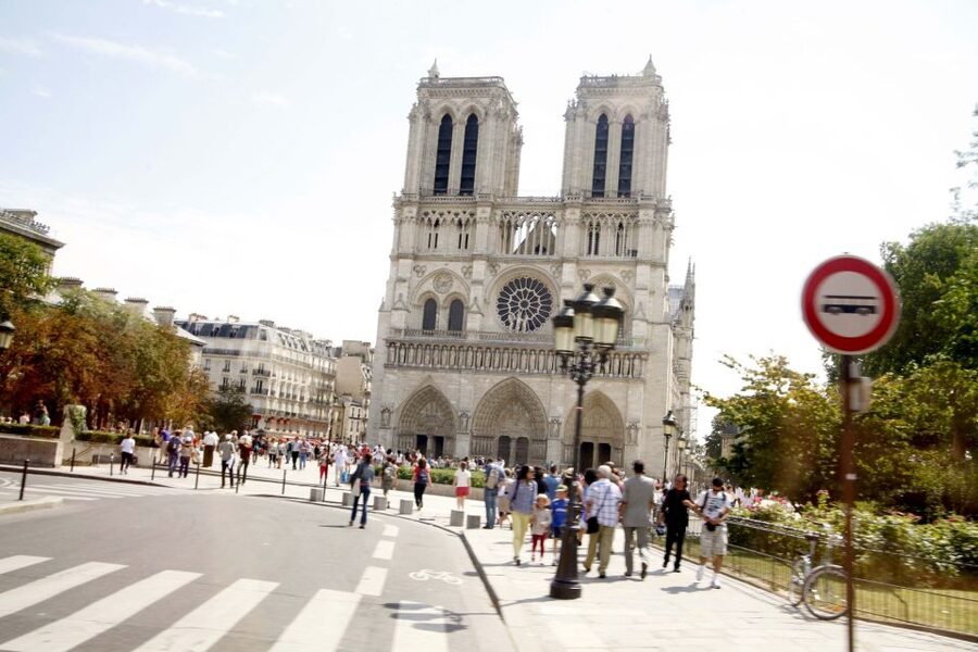 Paris: Eiffel Tower Tickets and City Bus Tour - Where this tour can get confusing, and how to keep it smooth