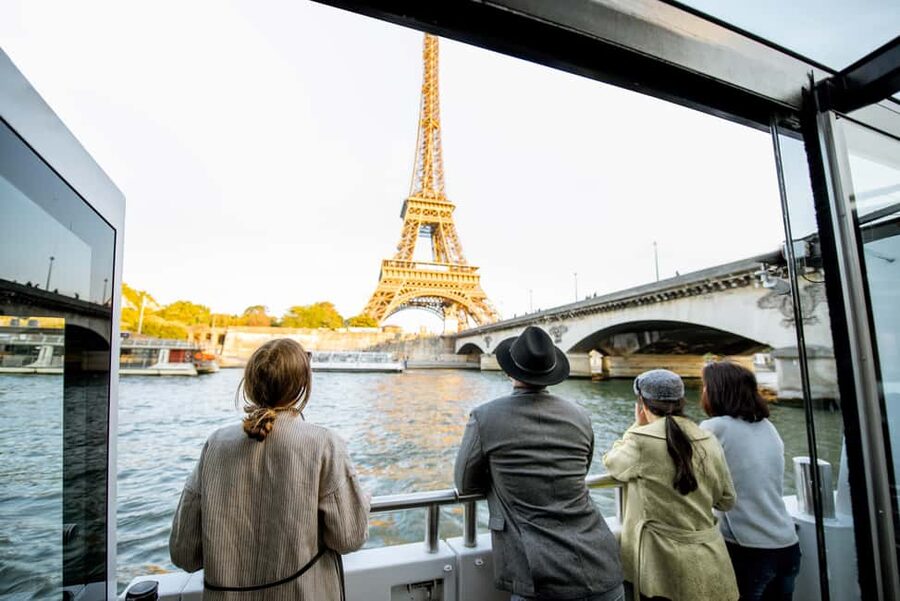 Paris: Eiffel Tower Tour & Seine River Cruise Tour - First step: meet near the tower, not at the tower