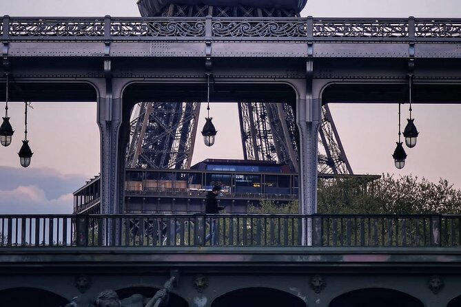 Paris en Scene 3 Course Seine River Dinner Cruise - Vegan Options and Alcohol Add-Ons: Simple Rules, Easy Choices