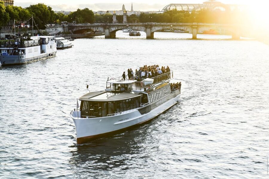 Paris: Evening River Cruise with Music - Who this cruise is best for, and who should consider another night plan
