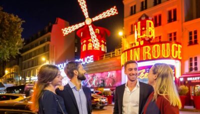 Evening Sightseeing Tour and Moulin Rouge Show