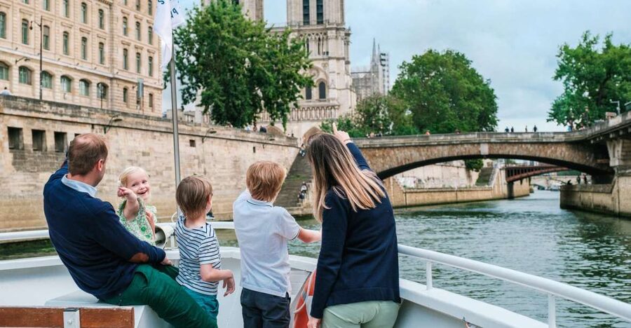 Paris: Family-Friendly River Seine Guided Cruise - Eiffel Tower Dock to Seine Views, Without the Fuss