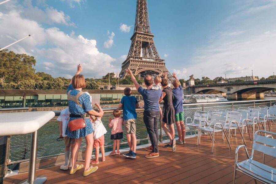 Paris: Family-Friendly River Seine Guided Cruise - Sound and Crowds: The Two Things to Watch