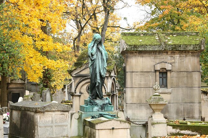 Paris: Famous Graves of Pere Lachaise Cemetery Guided Tour - Lovers, authors, and artists: what makes the walking stops worthwhile