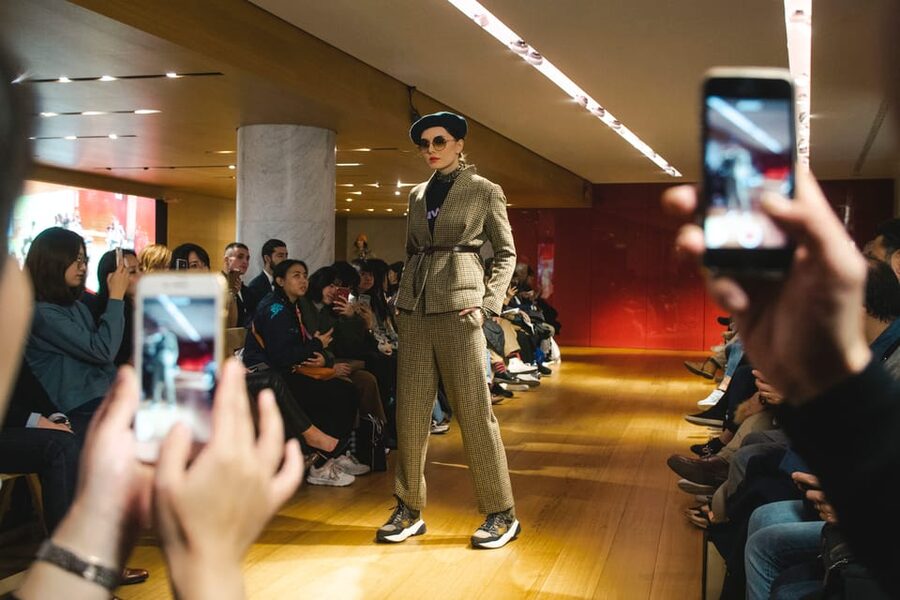 Paris: Fashion Show at Galeries Lafayette Haussmann - When the Fashion Show Happens, and How to Pick the Right Time