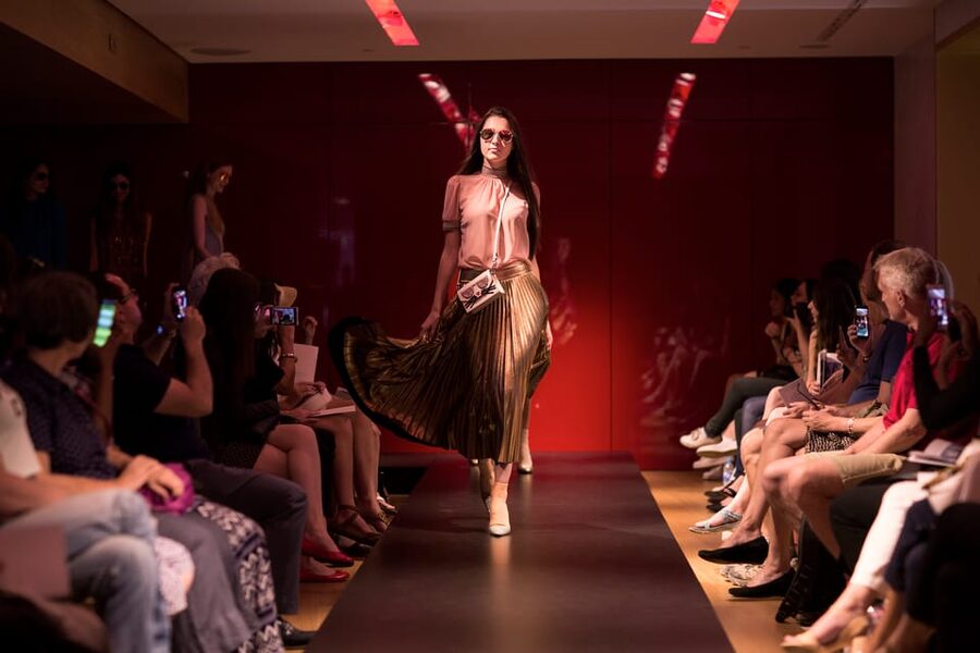 Paris: Fashion Show at Galeries Lafayette Haussmann - What You See During the 30-Minute Catwalk