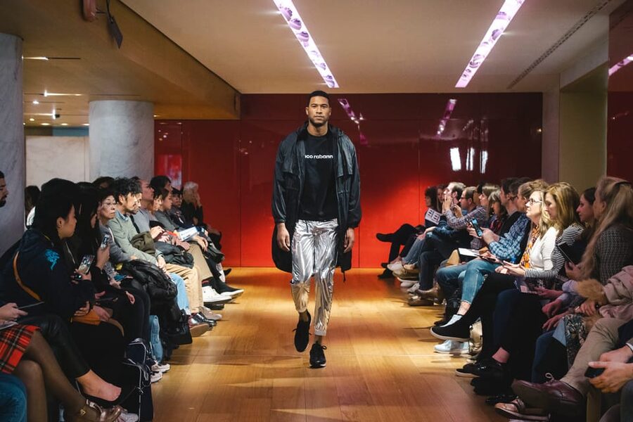 Paris: Fashion Show at Galeries Lafayette Haussmann - FAQ