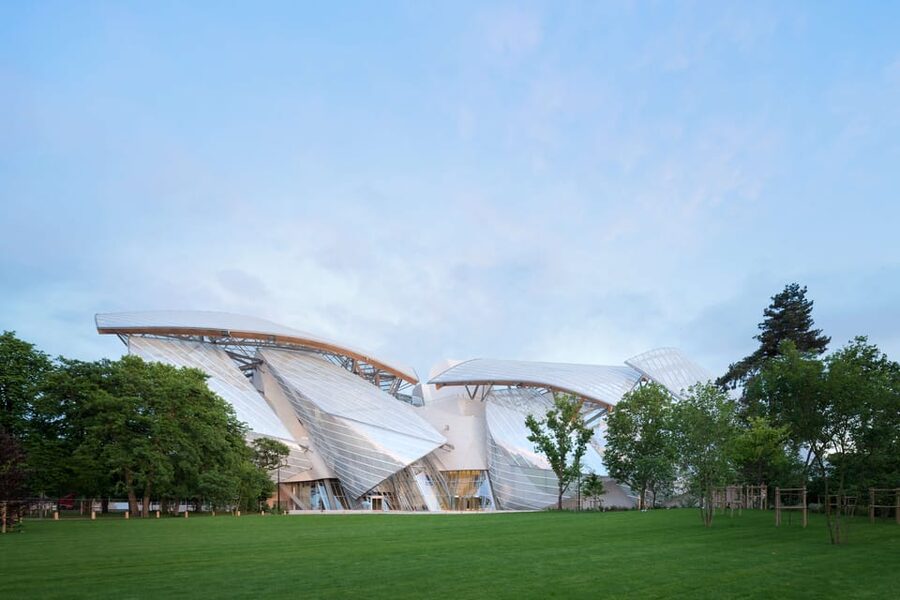 Paris: Fondation Louis Vuitton Premium Access Ticket - Rothko, Hockney, and the Foundation’s Pattern of Big Artist Shows