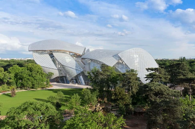 Paris: Fondation Louis Vuitton Premium Access Ticket - Timing, Shuttles, and the Café Reality You Should Plan Around