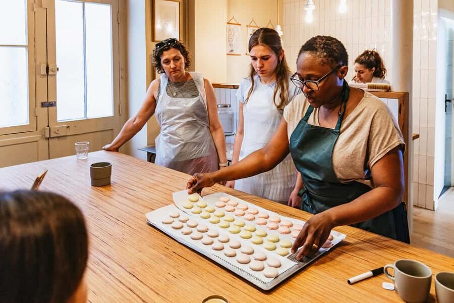 Paris: French Macaron Culinary Class with a Chef - A realistic breakdown of how your 150 minutes usually flow