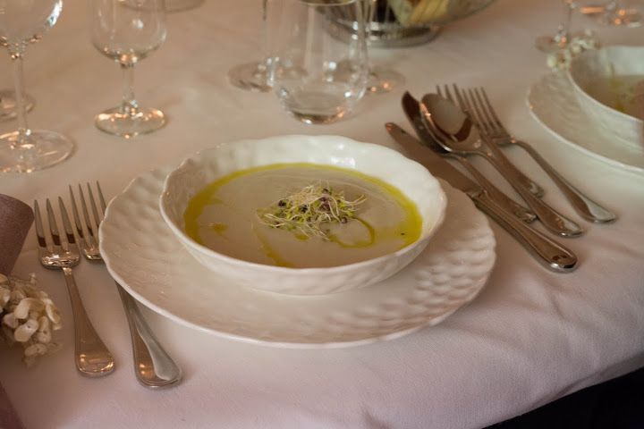 Paris: Full-Day Cooking Class, Market Tour and Lunch - Classic French Techniques in Practice, From Knife Work to Sauces