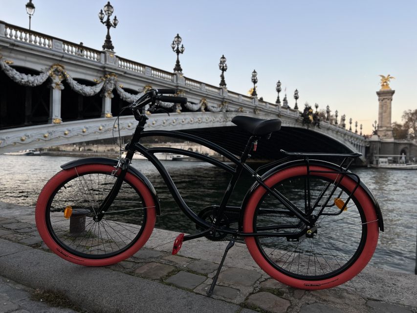 Paris: Guided City Highlights Bike Tour - Key points to know before you pedal