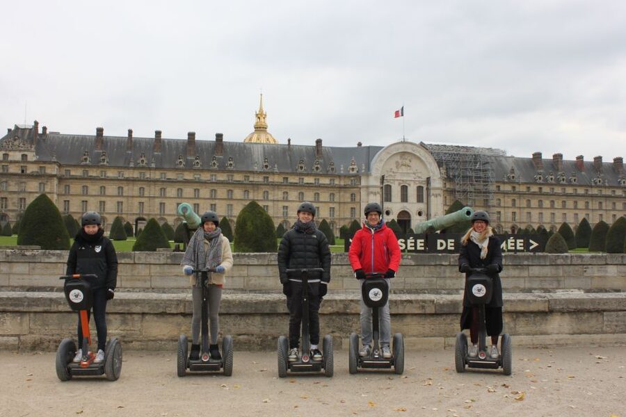 Paris: Guided Segway Tour - Louvre, the Seine, and the Flame of Liberty: art meets symbolism on a single loop
