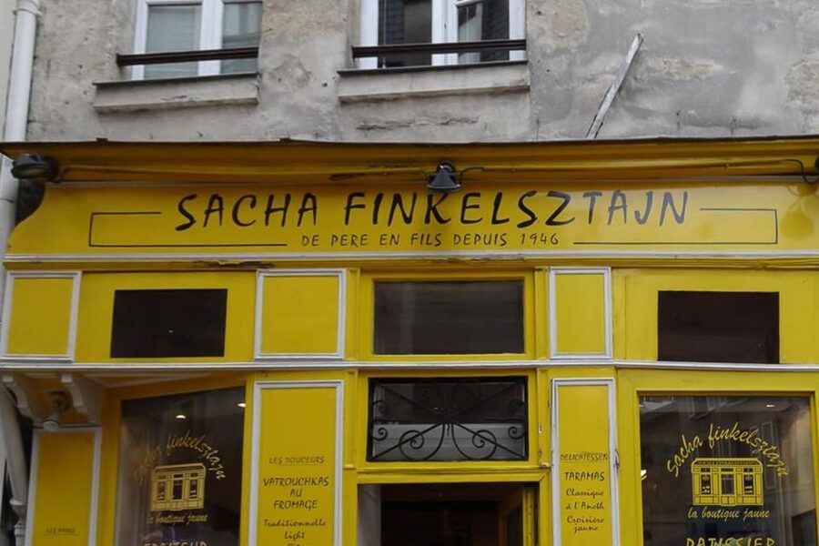 Paris: Guided tour of Marais in German - Why Marais works best with a German private guide