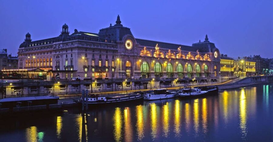 Paris: Happy Hour Evening Cruise on the Seine River - Why a Seine Happy Hour Cruise Feels So Right at Dusk
