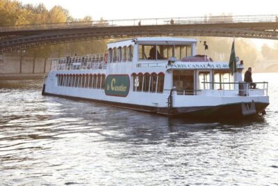 Happy Hour Evening Cruise on the Seine River