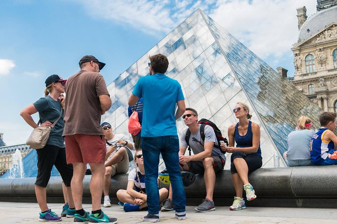 Paris Highlights Bike Tour: Eiffel Tower, Louvre and Notre-Dame - Is this tour right for families and first-time Paris planners?