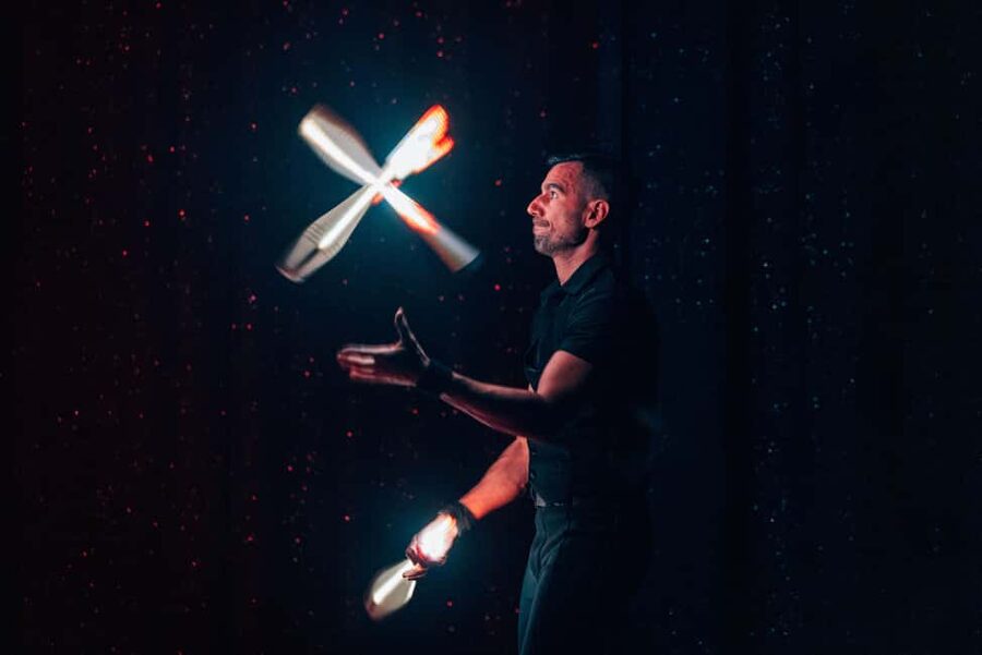 Paris: La Nouvelle Eve Cabaret Show with Champagne - How Long It Really Feels, Plus Small-Venue Comfort