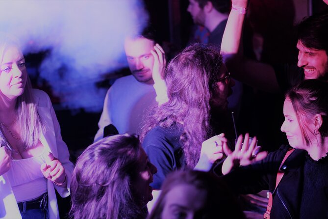 Paris Latin Quarter Pub Crawl Bars and Clubs - Meeting at Rue de la Huchette and finding your guide fast