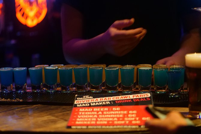 Paris Latin Quarter Pub Crawl Bars and Clubs - Getting around at night without wasting money