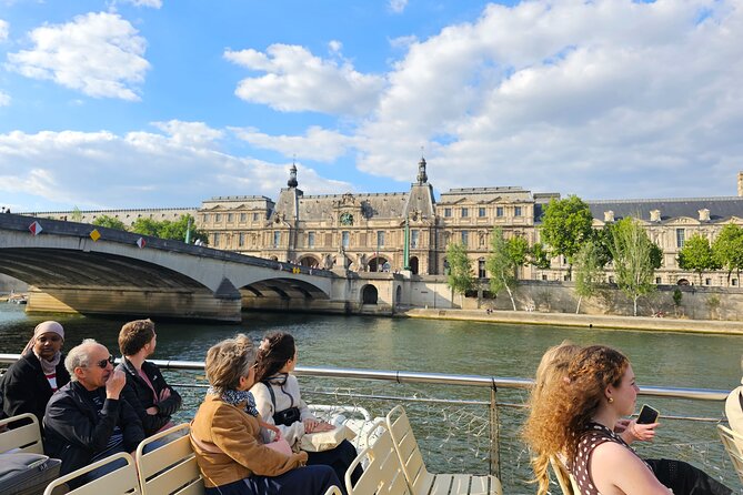 Paris Latin Quarter Walking Tour plus Seine River Cruise Option - Stop 5: Shakespeare and Company, bookstore history that feels personal