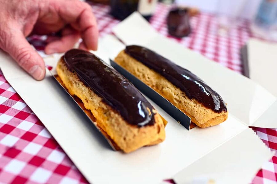 Paris: Le Marais District Food Tour with 10+ Tastings & Wine - Cheese and wine pairings that actually teach you something