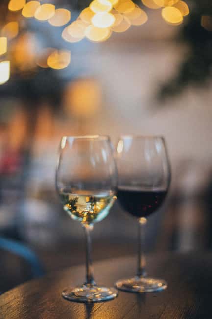 Paris Le Marais Food Tour: Full Traditional French Feast - Rue de Rivoli and Jardin de l’Hôtel de Sully, breaks between bites