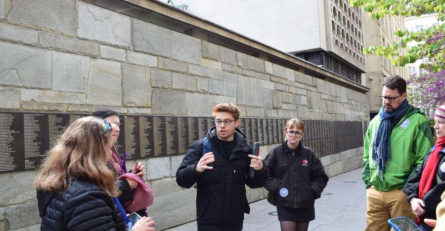 Paris: Le Marais & Montmartre Jewish History Walking Tour - Why Le Marais Then Montmartre Works So Well